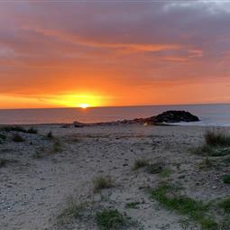 Coucher de soleil sur la plage de Frontignan